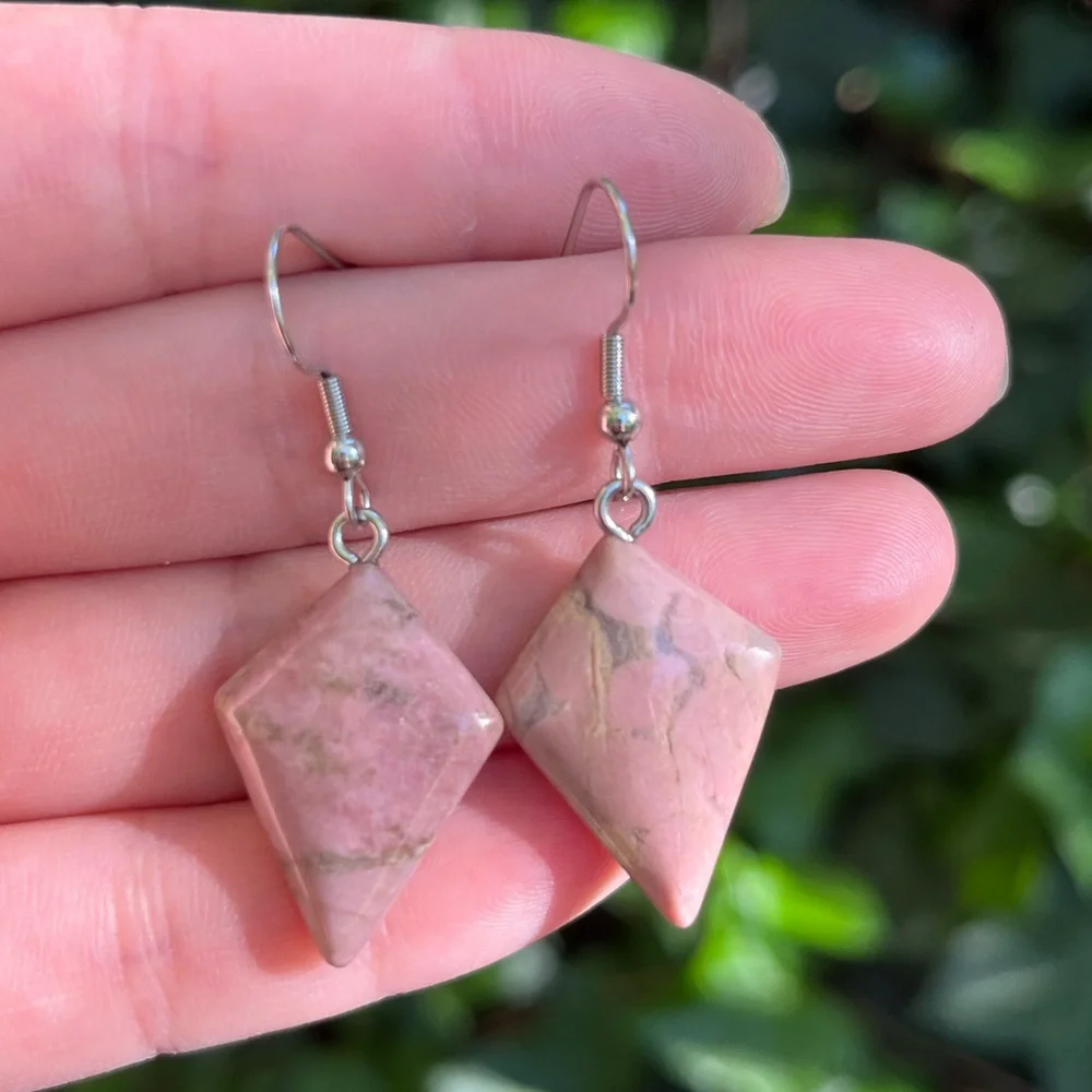 Stainless‎ steel pink rhodonite diamond shape drop earrings